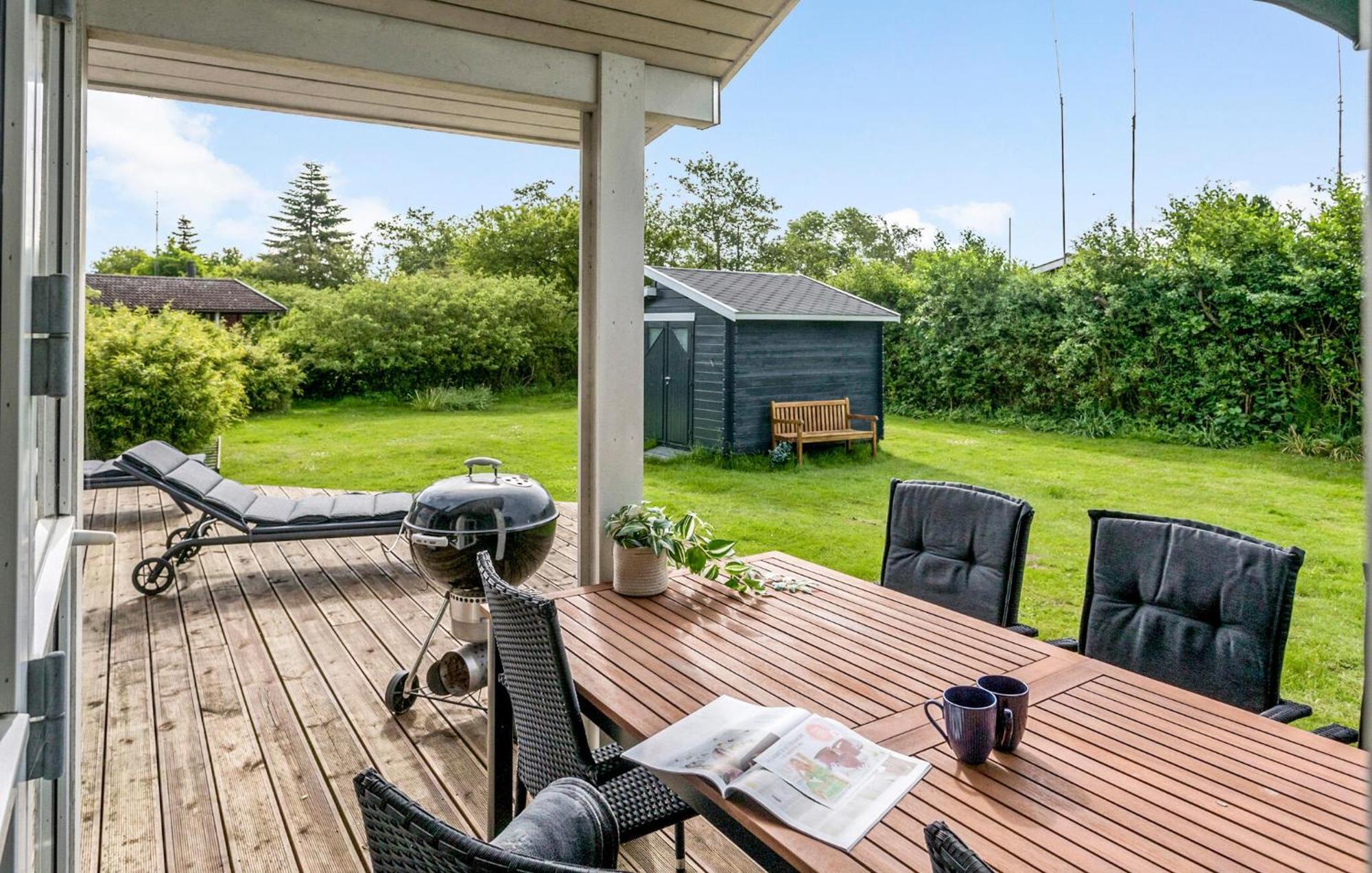 Cozy Home In Gedser With Wifi Exterior foto